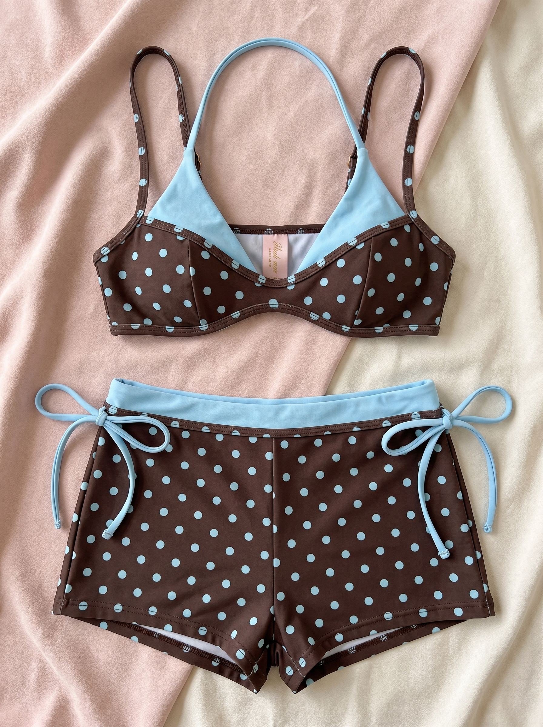Dotti polka dot set flat-lay