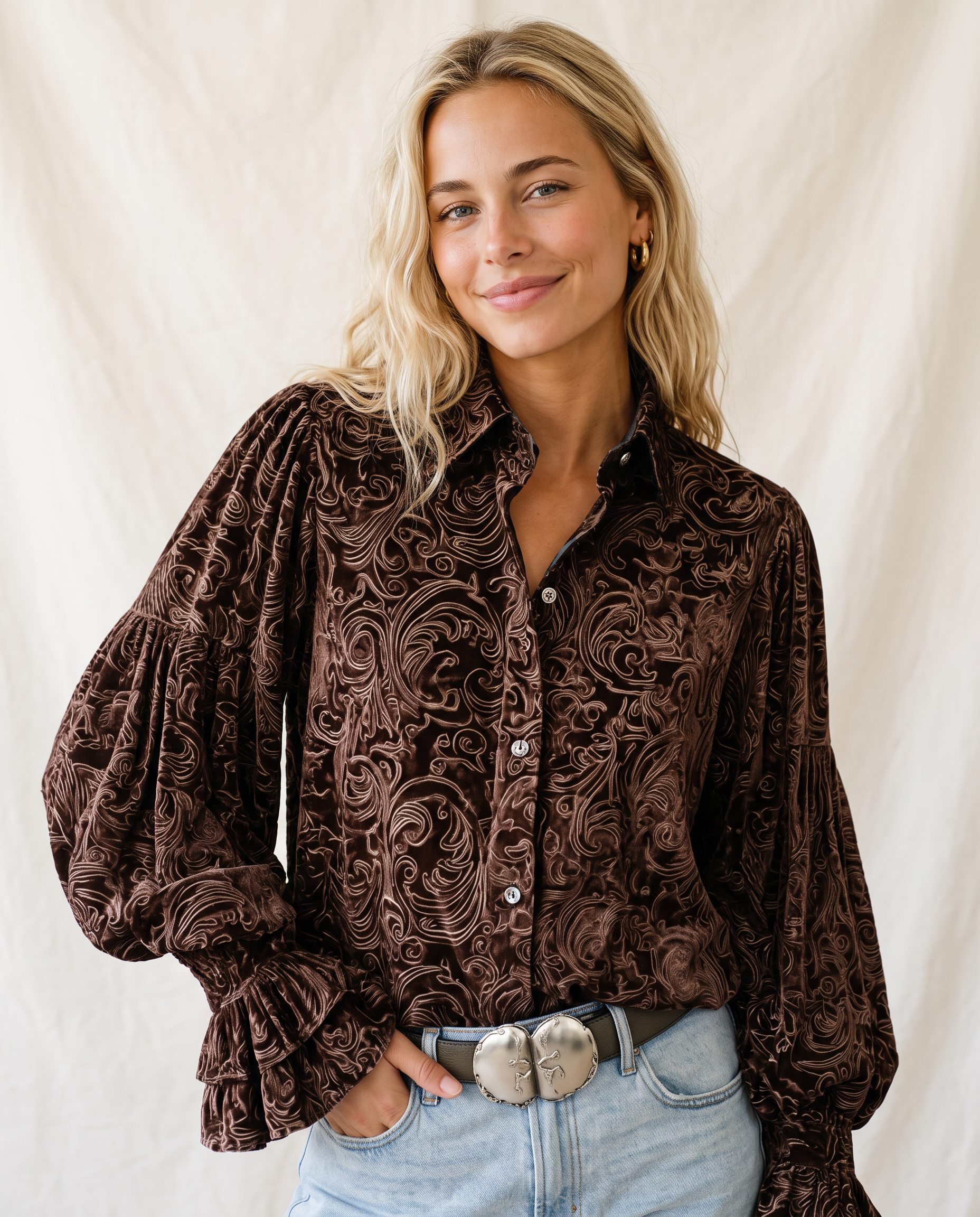 Lexi wearing the floral puff blouse